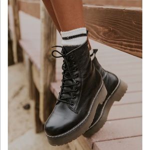 Roolee Elvis Platform LEATHER boots -Black size 8 SOLD OUT